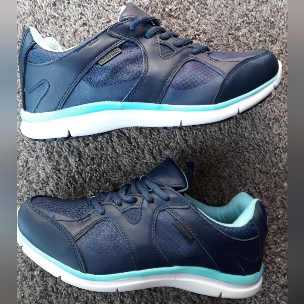 Womens Die Hard shoes